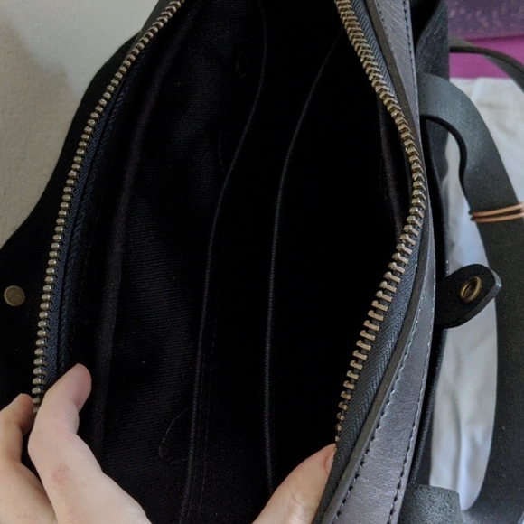 COPY - Filson canvas and leather briefcase - Picture 3 of 4